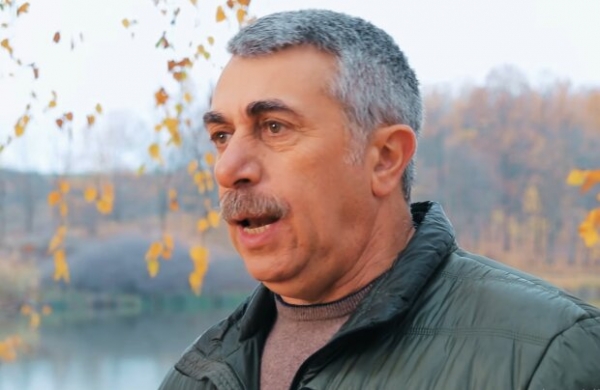 Комаровский пояснил, как облегчить кашель у ребенка Комаровский пояснил, как облегчить кашель у ребенка