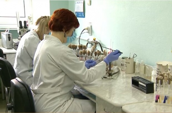 В Украине за сутки 1658 новых больных коронавирусом, 25 умерло В Украине за сутки 1658 новых больных коронавирусом, 25 умерло