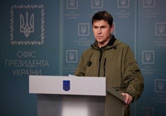 Украина не хотела атаковать Крым, а НАТО – Россию: Подоляк разнес речь Путина на 9 мая
Украина не хотела атаковать Крым, а НАТО – Россию: Подоляк разнес речь Путина на 9 мая