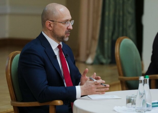 Денису Шмыгалю устроили допрос за пропажу 35 млрд и острую нехватку скорых и кислорода в больницах Денису Шмыгалю устроили допрос за пропажу 35 млрд и острую нехватку скорых и кислорода в больницах