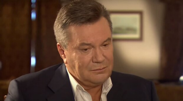 Виктор Янукович пожаловался украинцам на годовщину Майдана: "Кинули, как лоха" Виктор Янукович пожаловался украинцам на годовщину Майдана: "Кинули, как лоха"
