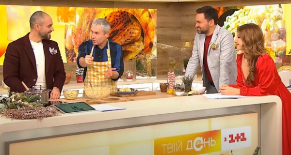 Ароматная курочка с яблоками и оливье с индейкой: Константин Грубич показал, как приготовить вкусный новогодний ужин Ароматная курочка с яблоками и оливье с индейкой: Константин Грубич показал, как приготовить вкусный новогодний ужин