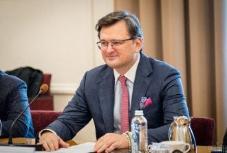 Топ-визиты серьезно снижают вызовы безопасности и спутывают карты Кремля - Кулеба
Топ-визиты серьезно снижают вызовы безопасности и спутывают карты Кремля - Кулеба