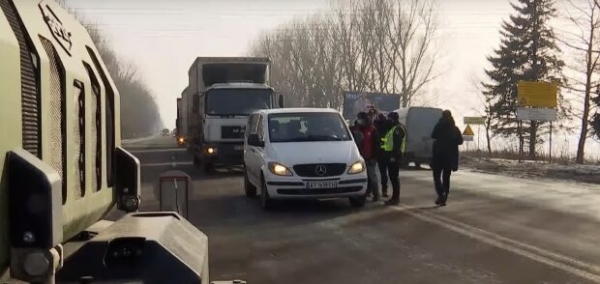 Украинцы могут гонять на дорогах с 16 лет: в МВД сделали важное заявление Украинцы могут гонять на дорогах с 16 лет: в МВД сделали важное заявление