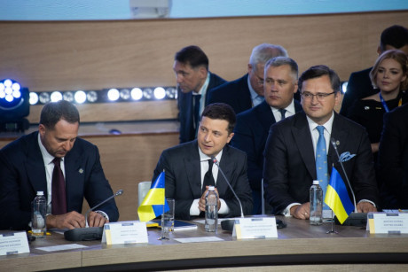 В каждой стране-участнице Крымской платформы будет ответственный чиновник, который будет с ней сотрудничать, - Зеленский