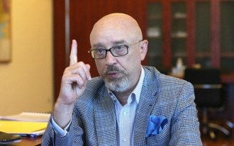 Резников заявил, что Украина ведет консультации на всех уровнях из-за российских войск возле границы
Резников заявил, что Украина ведет консультации на всех уровнях из-за российских войск возле границы