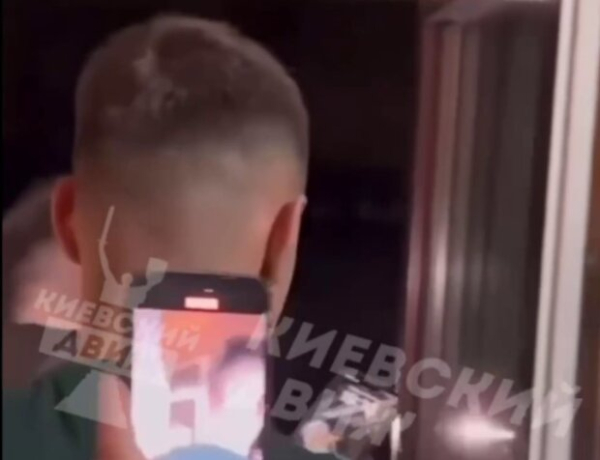 Кадыровские лозунги, выстрелы и веселье в комендантский час: сын бизнесмена Бориса Германа отпраздновал день рождения Кадыровские лозунги, выстрелы и веселье в комендантский час: сын бизнесмена Бориса Германа отпраздновал день рождения