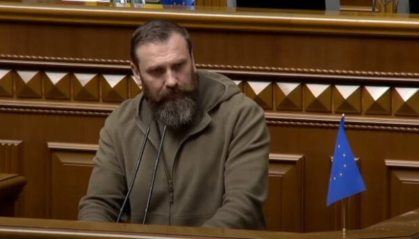 Депутат захейтил Министра образования из-за указа: "Российская Федерация" нужно с большой Депутат захейтил Министра образования из-за указа: "Российская Федерация" нужно с большой