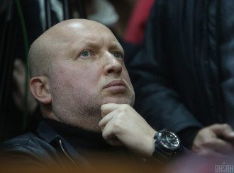 Турчинов назвал хрустальную мечту Порошенко
Турчинов назвал хрустальную мечту Порошенко