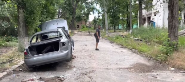 Герои Украины, которые летали в окруженный Мариуполь "в один конец", не получили госнаград Герои Украины, которые летали в окруженный Мариуполь "в один конец", не получили госнаград