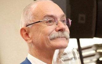 Украинский суд разрешил арестовать режиссера Никиту Михалкова
Украинский суд разрешил арестовать режиссера Никиту Михалкова