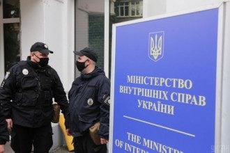 Кабмин повысил предельный возраст для работы в органах МВД
Кабмин повысил предельный возраст для работы в органах МВД