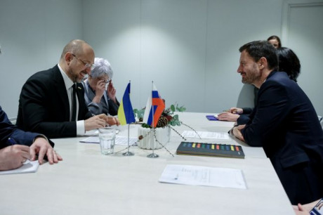 Украина рассчитывает на поддержку Словакии в противодействии оператору Nord Stream 2, - Шмыгаль Украина рассчитывает на поддержку Словакии в противодействии оператору Nord Stream 2, - Шмыгаль