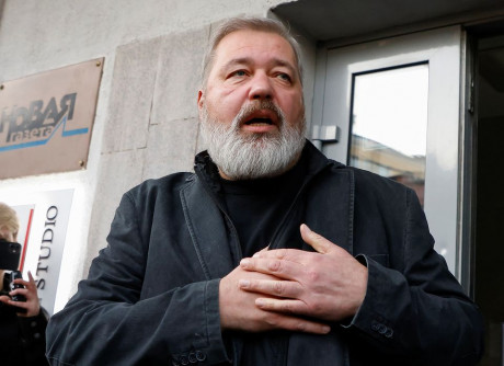 Муратов в нобелевской лекции призвал прекратить пропаганду войны и вступился за "Мемориал" Муратов в нобелевской лекции призвал прекратить пропаганду войны и вступился за "Мемориал"