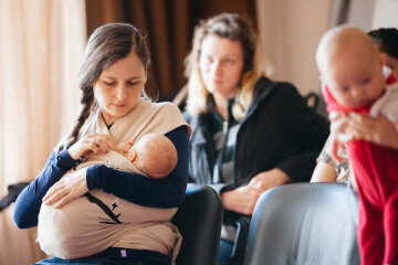 Забудьте про психологов - хватайте грудь: мужчина 7 лет пьет молоко жены и даже избавился от болезней Забудьте про психологов - хватайте грудь: мужчина 7 лет пьет молоко жены и даже избавился от болезней