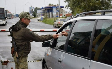 За границу выехать не получится, даже если не военнообязанный: какие ограничения есть у украинцев За границу выехать не получится, даже если не военнообязанный: какие ограничения есть у украинцев