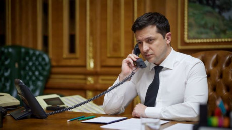 Президенты Украины и Франции проведут телефонный разговор