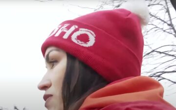 Какие блины нужно приготовить 3 ноября и зачем надевать чужую шапку: приметы и запреты на Анны