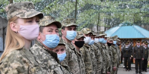 Осколочные гранаты летят в воинов ВСУ на Донбассе прямо с неба: оккупанты не останавливаются даже перед Пасхой Осколочные гранаты летят в воинов ВСУ на Донбассе прямо с неба: оккупанты не останавливаются даже перед Пасхой