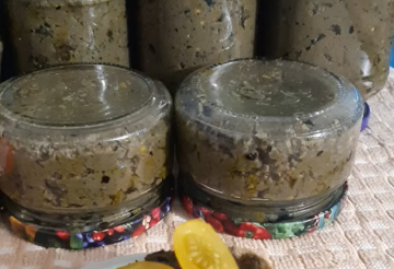 Просто, быстро, вкусно и бюджетно: рецепт паштета из баклажанов и куриной печени Просто, быстро, вкусно и бюджетно: рецепт паштета из баклажанов и куриной печени