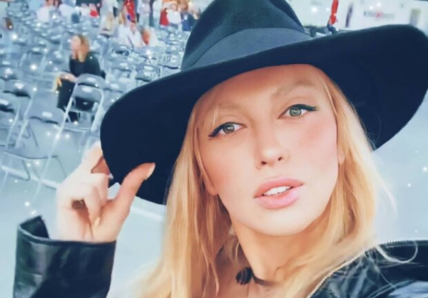 Оля Полякова показала на всю страну ночные развлечения: "Протр*халась в прямом смысле" Оля Полякова показала на всю страну ночные развлечения: "Протр*халась в прямом смысле"