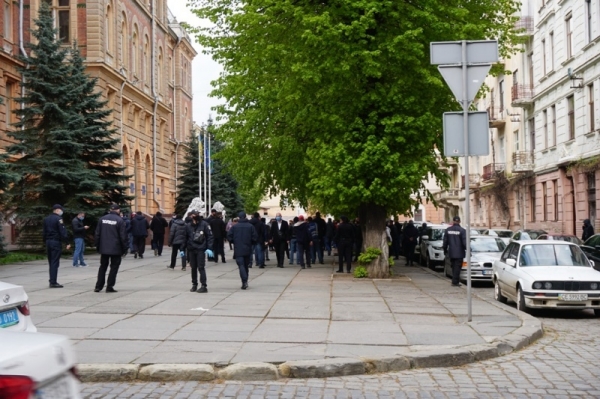 Малый бизнес продолжил бунтовать против карантина: по Украине прокатились протесты
Малый бизнес продолжил бунтовать против карантина: по Украине прокатились протесты
