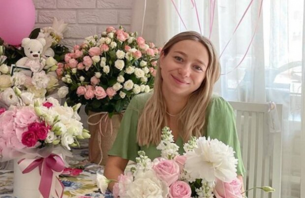 Жена Павлика Катя Репяхова пожаловалась на хейт в соцсетях - "Родила ради пиара" Жена Павлика Катя Репяхова пожаловалась на хейт в соцсетях - "Родила ради пиара"