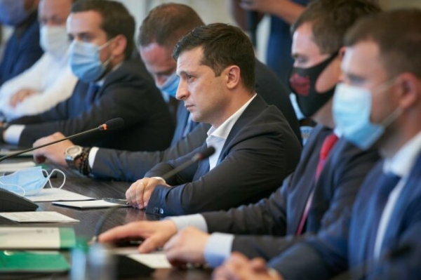 После обещания Зеленского подконтрольное Коломойскому "Центрэнерго" выплатило 0,5% долга шахтерам После обещания Зеленского подконтрольное Коломойскому "Центрэнерго" выплатило 0,5% долга шахтерам