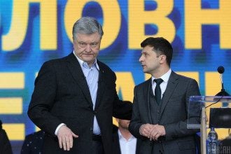 Порошенко вплотную приблизился к Зеленскому в президентском рейтинге &ndash; опрос

