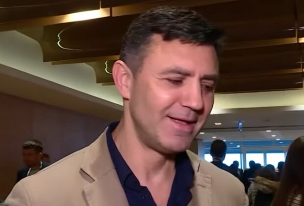 Тищенко не удалось объяснить, что делал в "Велюре" нардеп Яценко - "Я не могу контролировать" Тищенко не удалось объяснить, что делал в "Велюре" нардеп Яценко - "Я не могу контролировать"