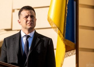 Новогоднее поздравление Зеленского: СМИ выяснили, сколько заплатили детям
Новогоднее поздравление Зеленского: СМИ выяснили, сколько заплатили детям
