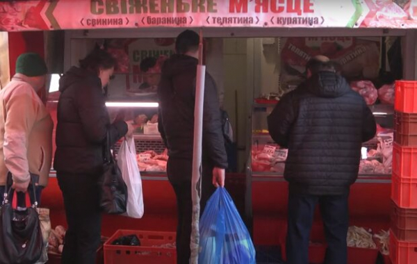 Мясо станет редким гостем на столе: цены на свинину ускорено растут Мясо станет редким гостем на столе: цены на свинину ускорено растут