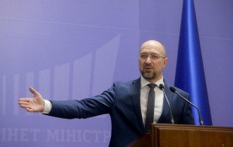 "Медицина как армия": Шмыгаль подвел итоги борьбы с COVID-19
"Медицина как армия": Шмыгаль подвел итоги борьбы с COVID-19