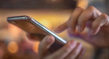 Удаляйте срочно: какие приложения делают хуже вашему смартфону
