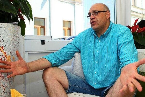 Двукратный вице-чемпион мира из России Виталий Носов пьяным избил женщину-охранника
Двукратный вице-чемпион мира из России Виталий Носов пьяным избил женщину-охранника