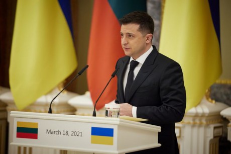 Ситуация в Донбассе доказывает необходимость более решительной реакции международного сообщества на поведение РФ, - Зеленский Ситуация в Донбассе доказывает необходимость более решительной реакции международного сообщества на поведение РФ, - Зеленский