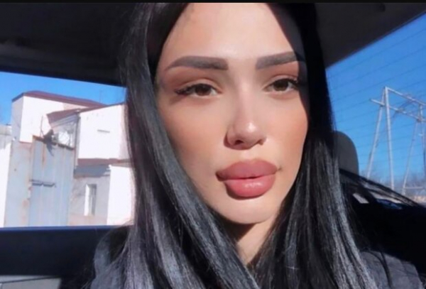 22-летняя девушка умерла после увеличения ягодиц у подруги: прошла курс за 2 недели, до того наращивала ресницы 22-летняя девушка умерла после увеличения ягодиц у подруги: прошла курс за 2 недели, до того наращивала ресницы