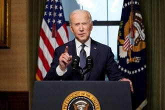 Байден объявил Зеленскому о поддержке Украины на встрече с Путиным и позвал его в Вашингтон
