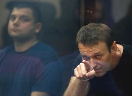 В РФ Навальному инкриминируют мошенничество в особо крупных размерах В РФ Навальному инкриминируют мошенничество в особо крупных размерах