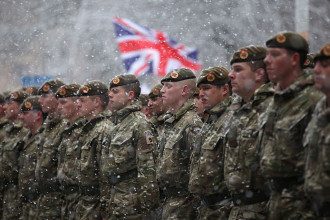 Украина может оказаться буферной зоной между РФ и НАТО - эксперт
Украина может оказаться буферной зоной между РФ и НАТО - эксперт