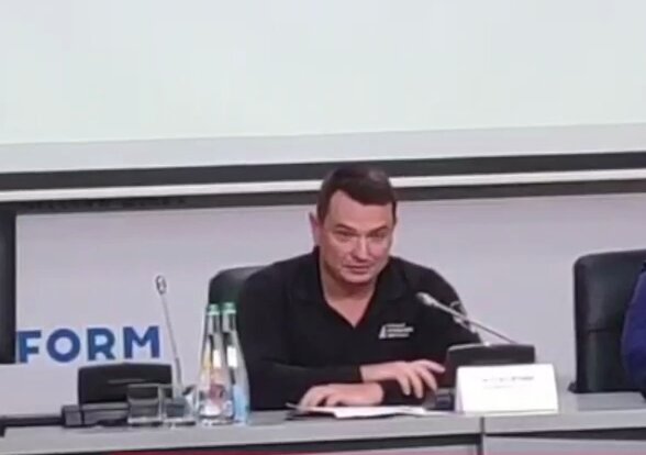 В НАБУ намекнули на сотрудничество с ФБР по делу Коломойского: "Давно подписан меморандум″ В НАБУ намекнули на сотрудничество с ФБР по делу Коломойского: "Давно подписан меморандум″