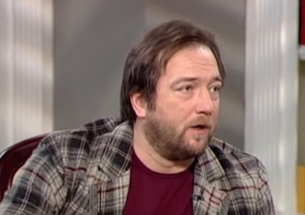 Звезда "Не родись красивой" Петр Красилов развелся и располнел до неузнаваемости: "Не хотят меня..." Звезда "Не родись красивой" Петр Красилов развелся и располнел до неузнаваемости: "Не хотят меня..."