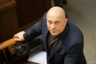 "*банн*е грязные рты": Кива набросился на тех, кто критиковал его за судимость секретарши
"*банн*е грязные рты": Кива набросился на тех, кто критиковал его за судимость секретарши