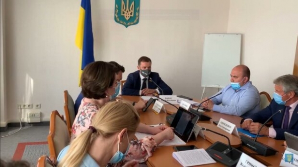 Не прошло и не недели: на Шкарлета скинули все проблемы МОН