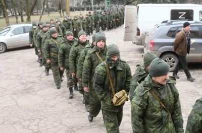 В Крым прибыл не Путин, а его двойник: эксперты указали на разоблачающие детали
В Крым прибыл не Путин, а его двойник: эксперты указали на разоблачающие детали