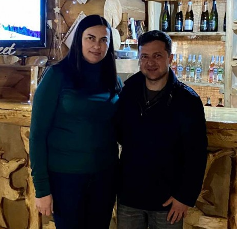 СМИ узнали о "тайной" поездке Зеленского на отдых
СМИ узнали о "тайной" поездке Зеленского на отдых