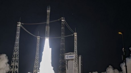 Состоялся 16-й успешный пуск европейской ракеты-носителя Vega с украинским двигателем Состоялся 16-й успешный пуск европейской ракеты-носителя Vega с украинским двигателем
