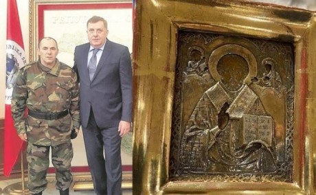 Подаренную Лаврову украинскую икону вывезли из Донбасса через Россию, - СМИ Подаренную Лаврову украинскую икону вывезли из Донбасса через Россию, - СМИ