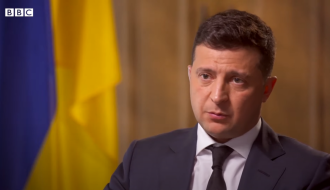 Зеленский допустил уход с поста президента Украины
Зеленский допустил уход с поста президента Украины
