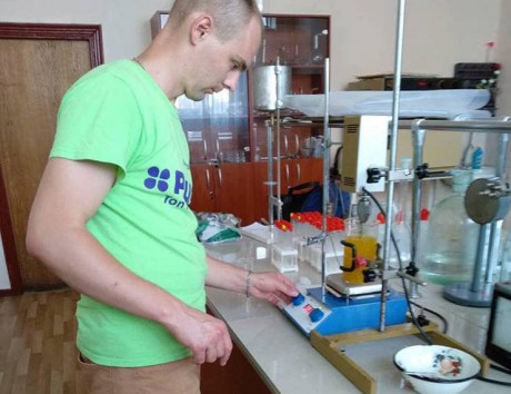 В Сумах разработали технологию создания биоупаковки для продуктов питания В Сумах разработали технологию создания биоупаковки для продуктов питания